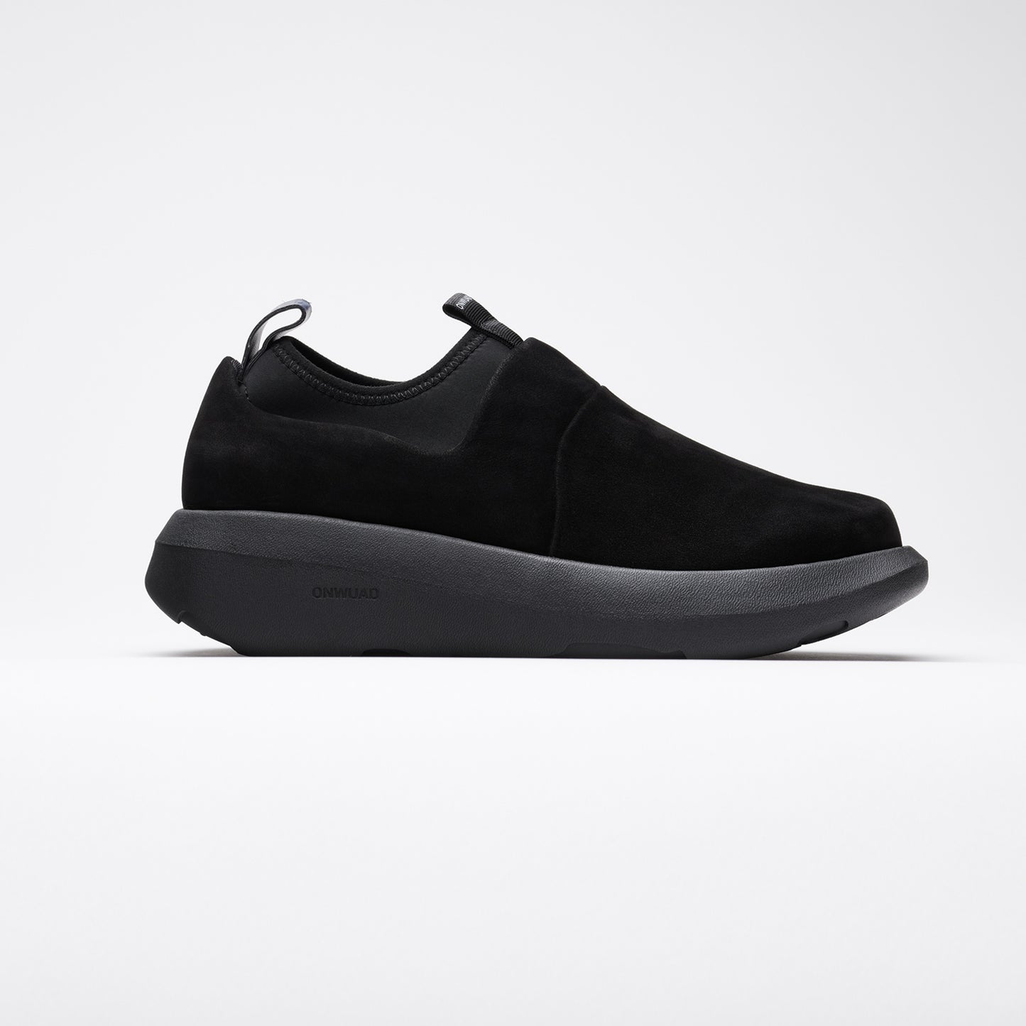 NES nubuck - black